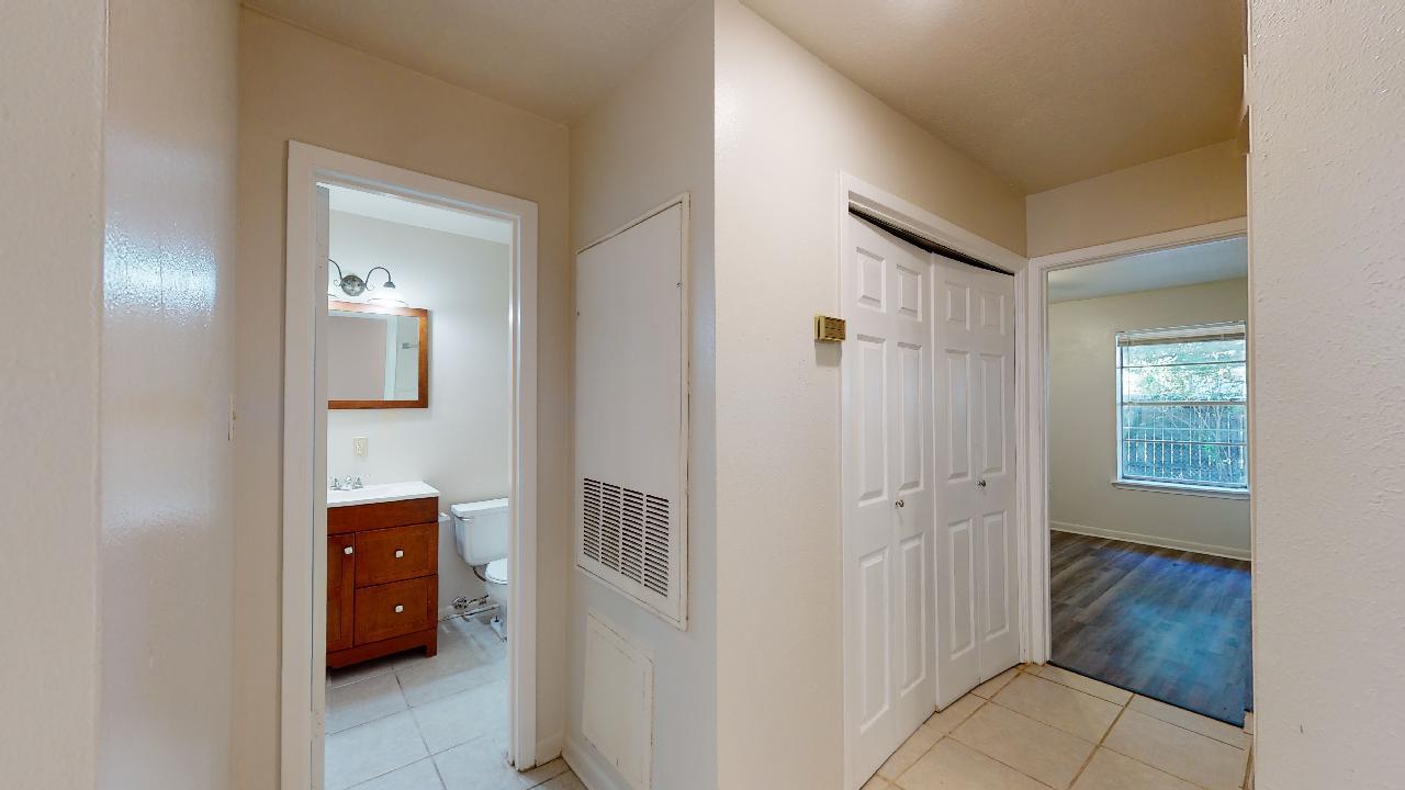 916 Navarro Ridge property image