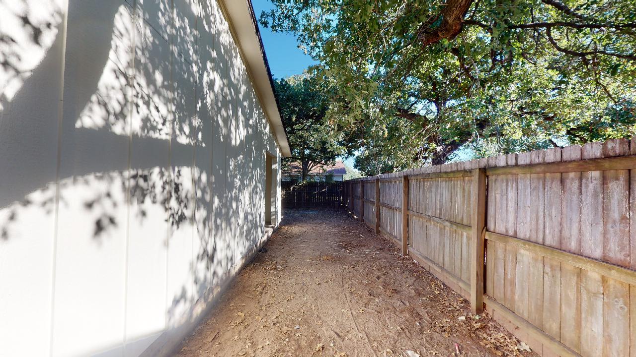 916 Navarro Ridge property image