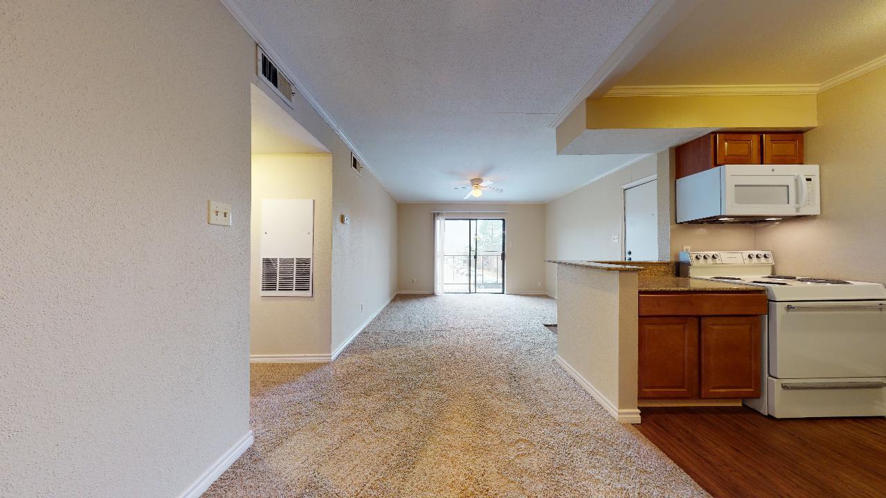904 University Oaks #032 property image