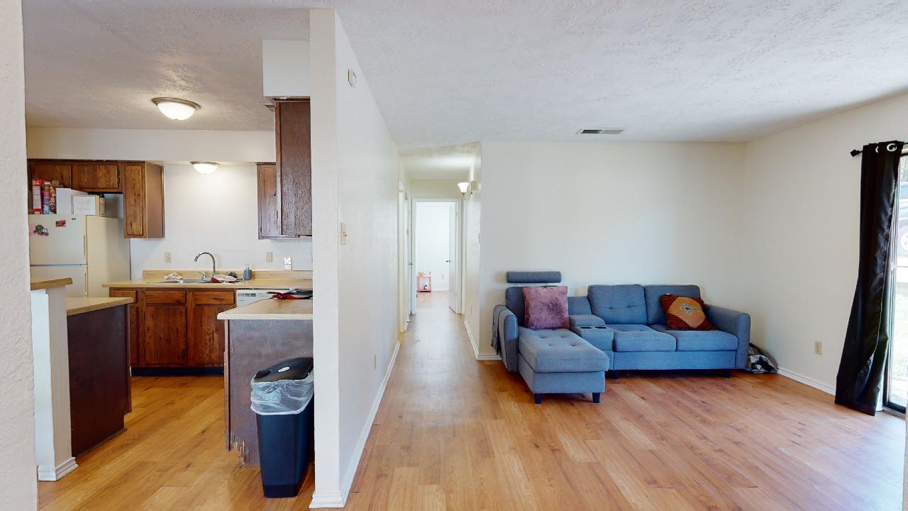Unit D property image