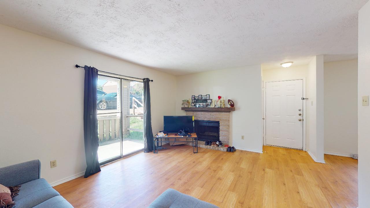 Unit D property image
