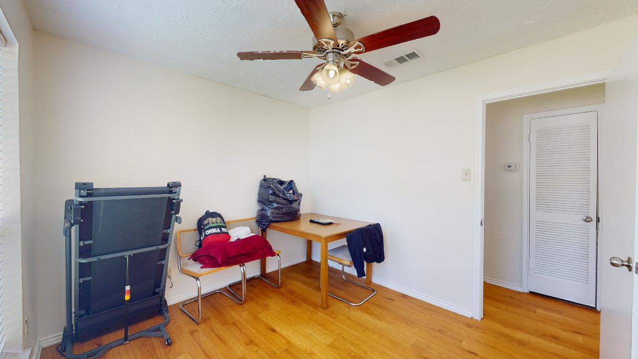 Unit D property image