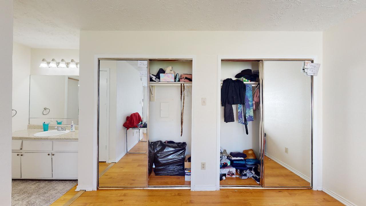 Unit D property image