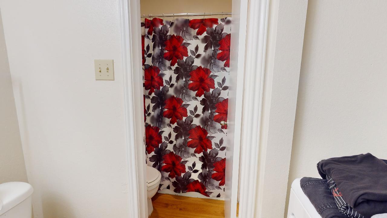 Unit D property image