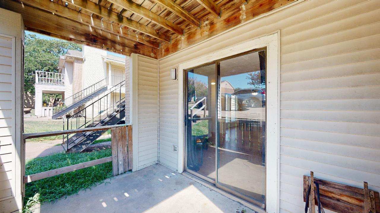 Unit D property image
