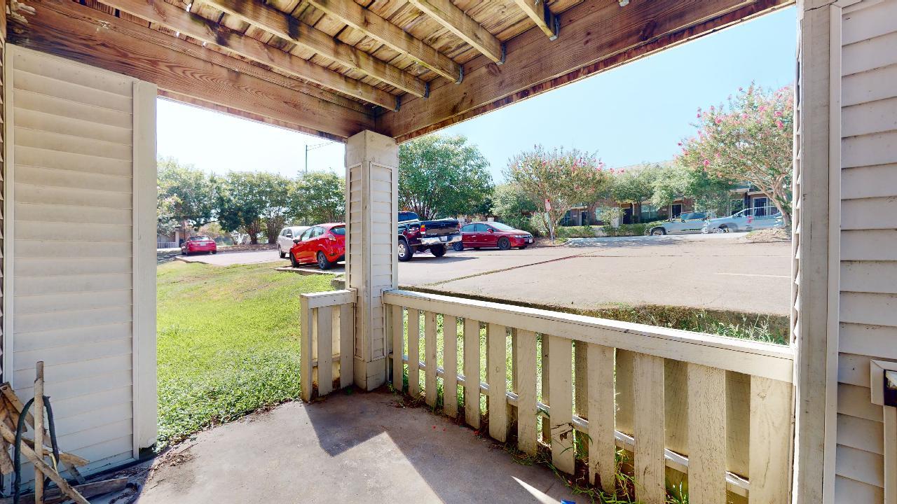 Unit D property image