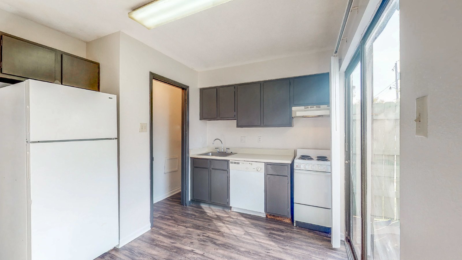 725 Peppertree Dr Apt 8 property image