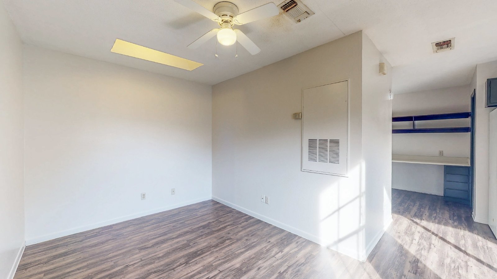 725 Peppertree Dr Apt 8 property image