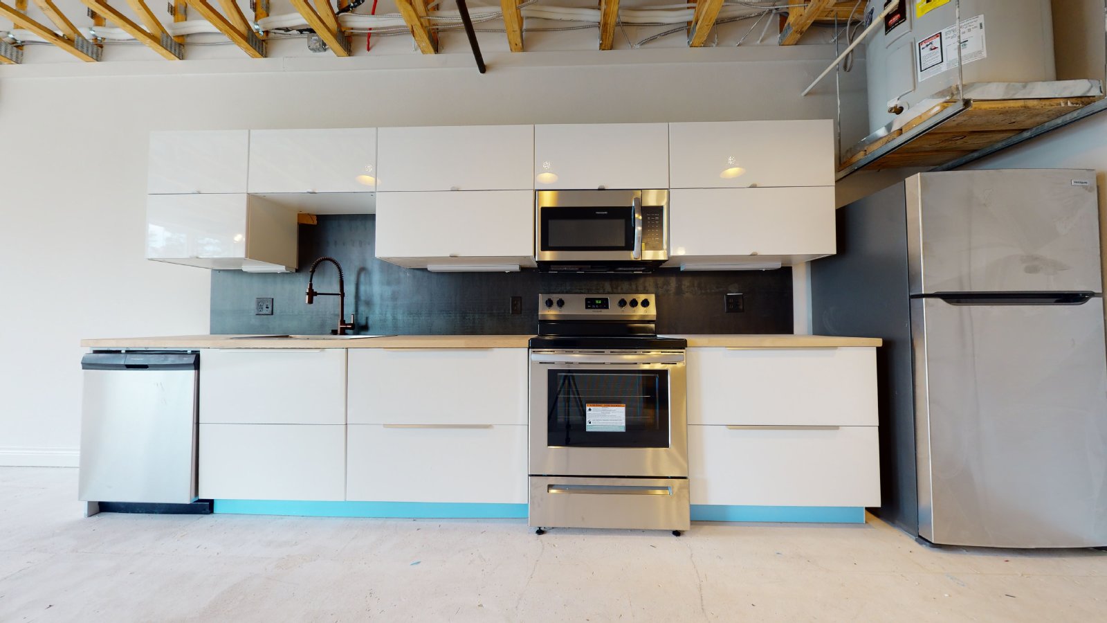 305 W 27th Street, Suite 335 property image