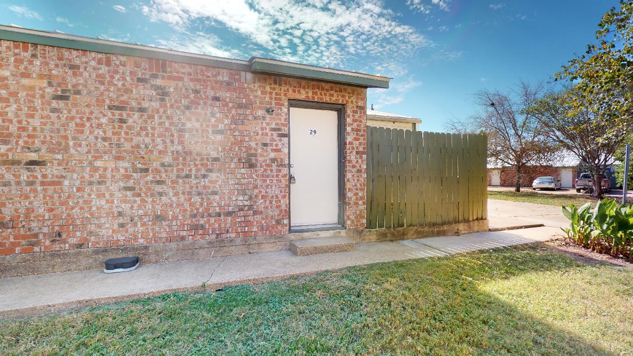 725 Peppertree Dr Apt 29 property image