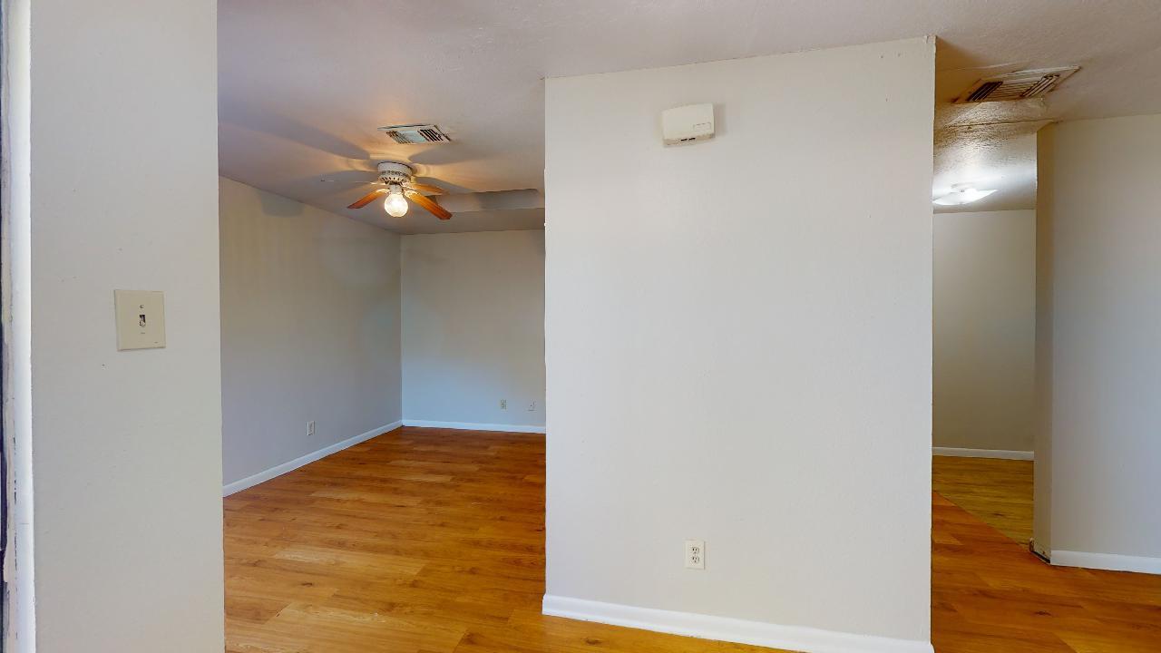 725 Peppertree Dr Apt 29 property image