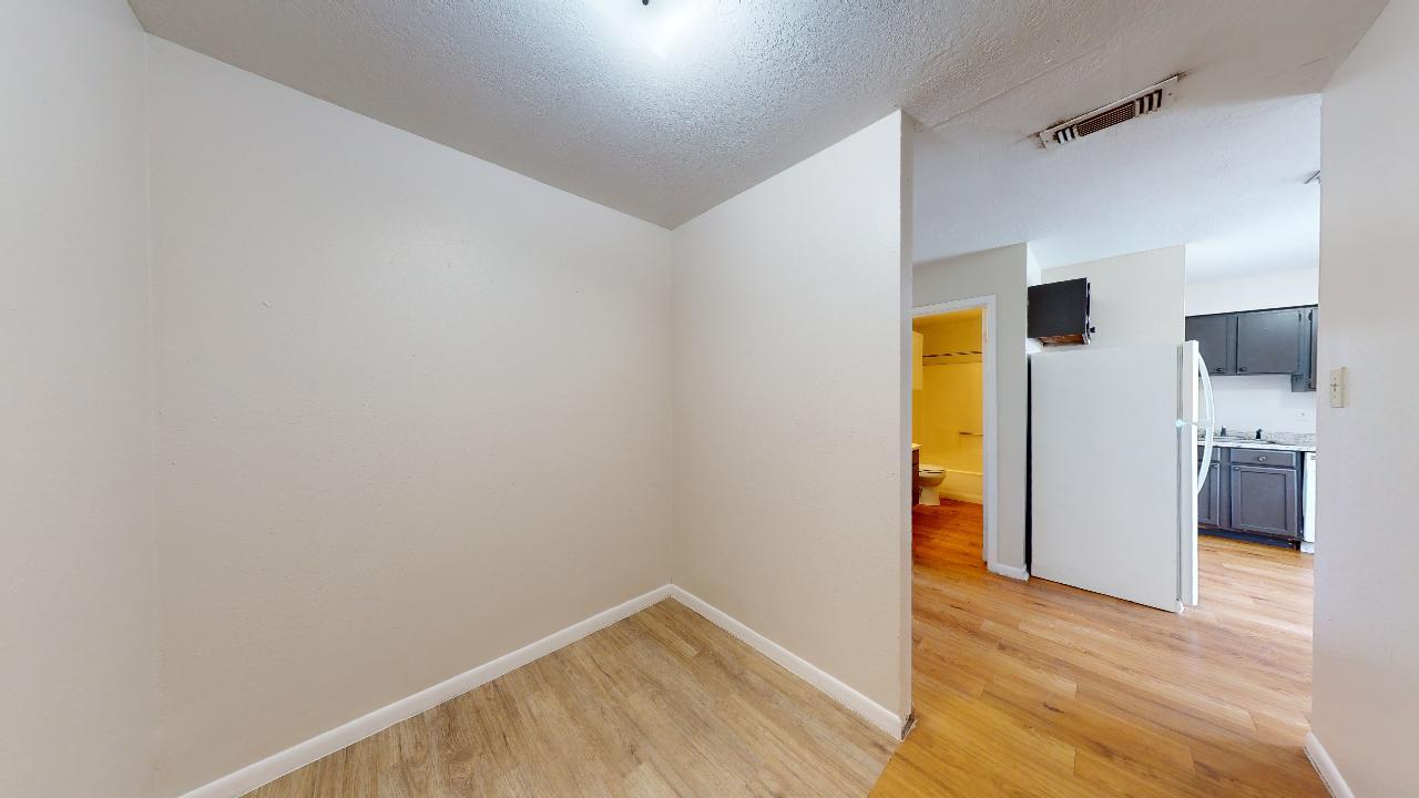 725 Peppertree Dr Apt 29 property image