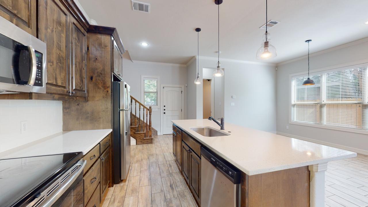 105 Luther St. property image