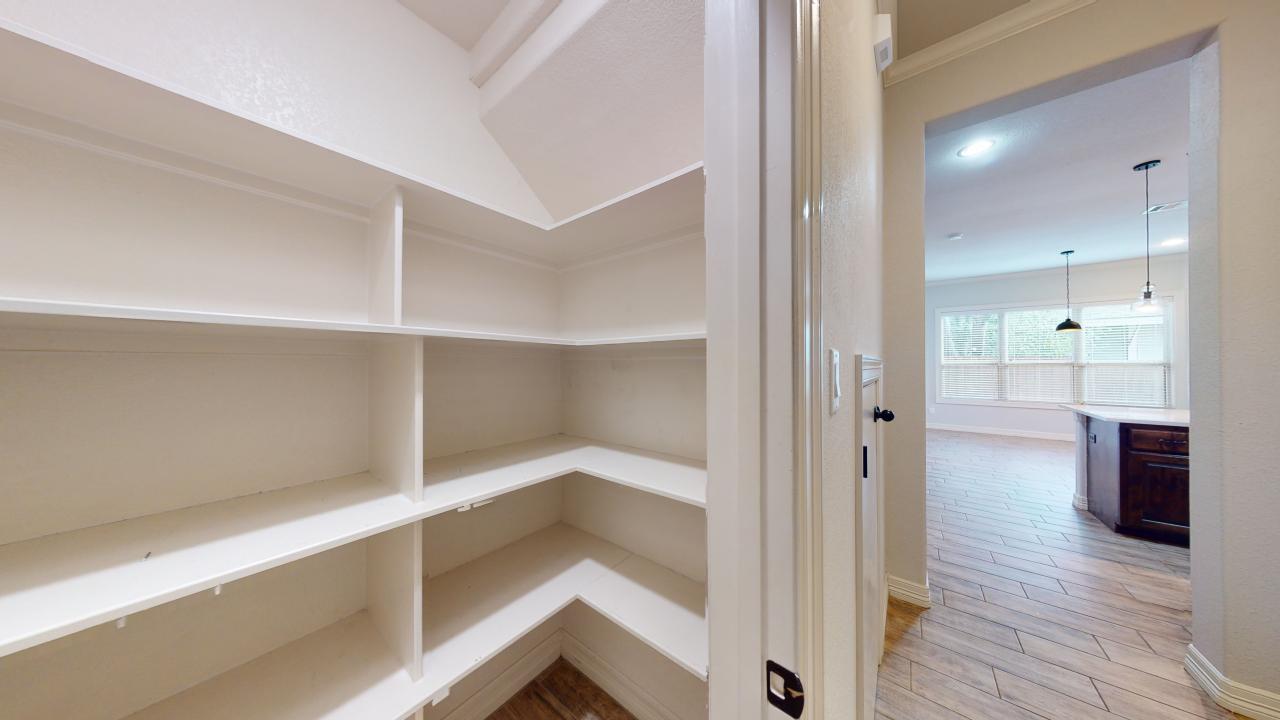 105 Luther St. property image