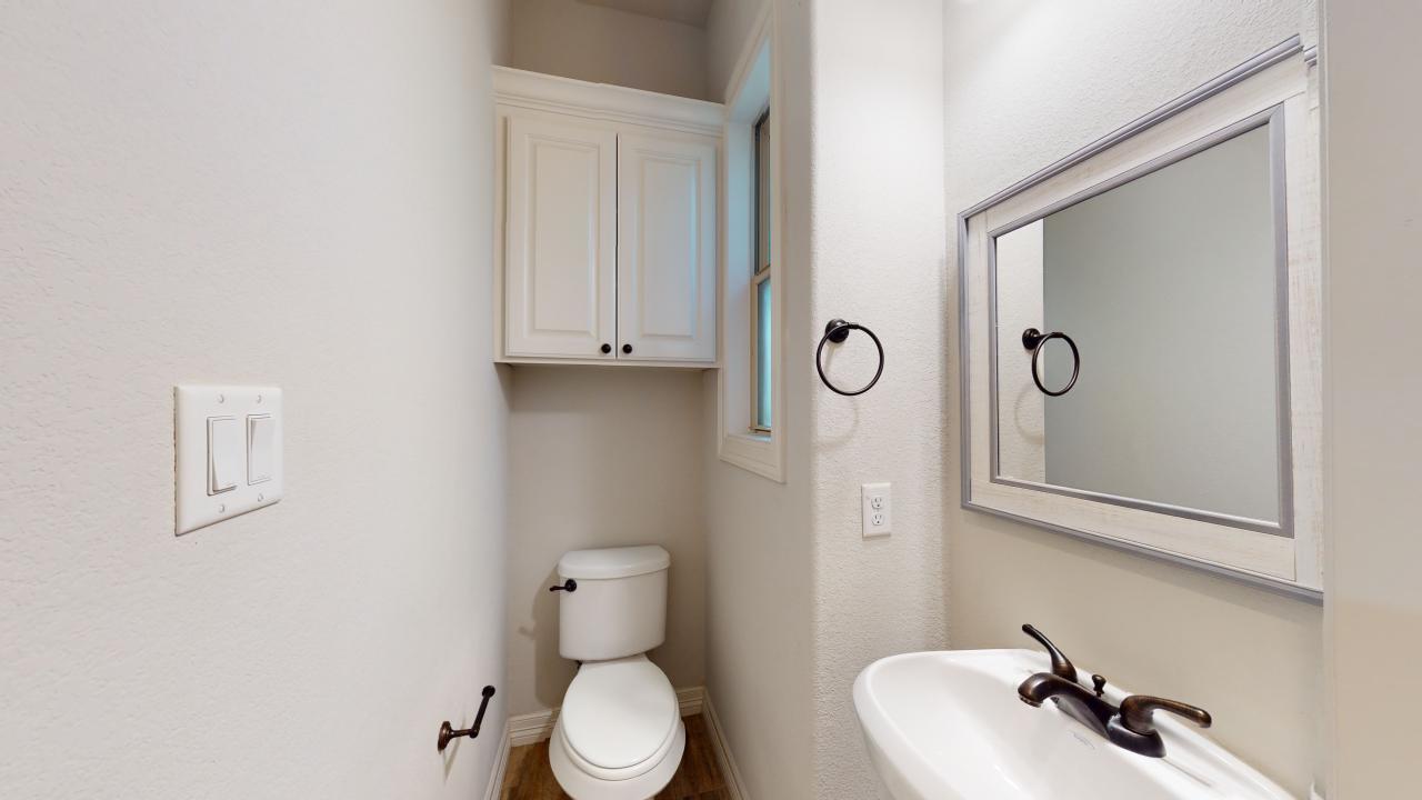 105 Luther St. property image