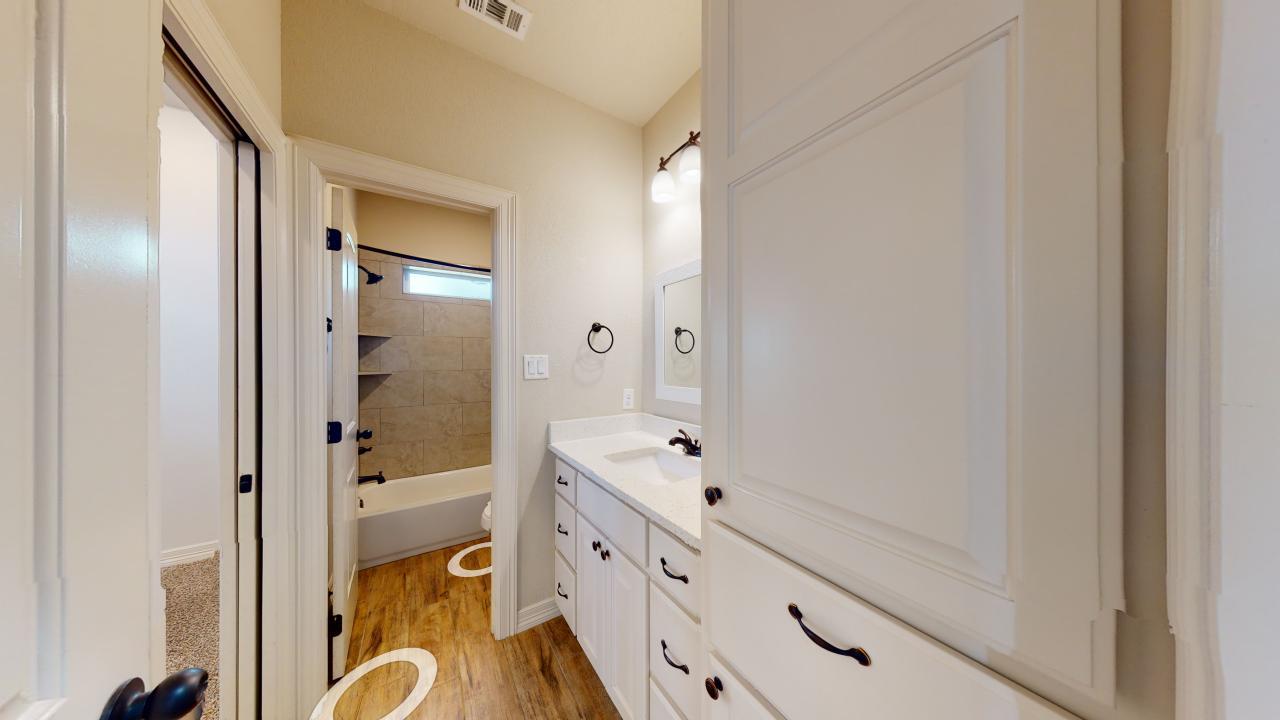 105 Luther St. property image