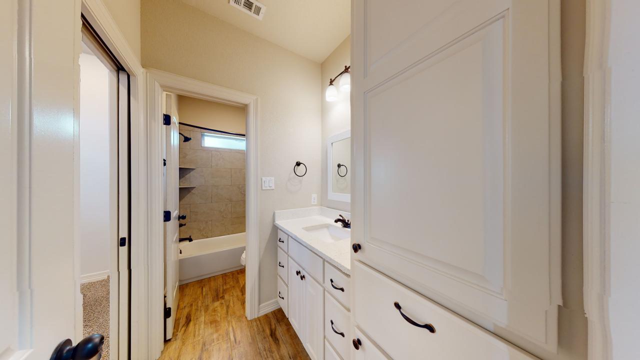 105 Luther St. property image