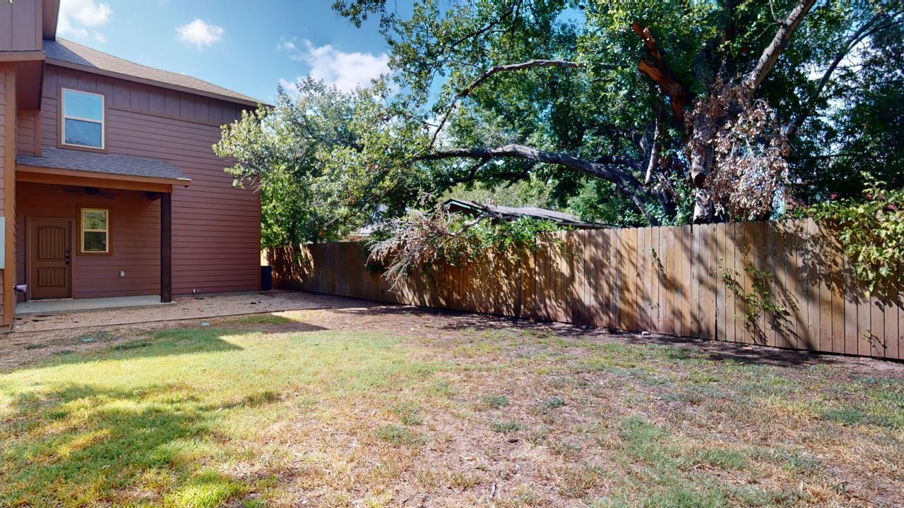 105 Luther St. property image