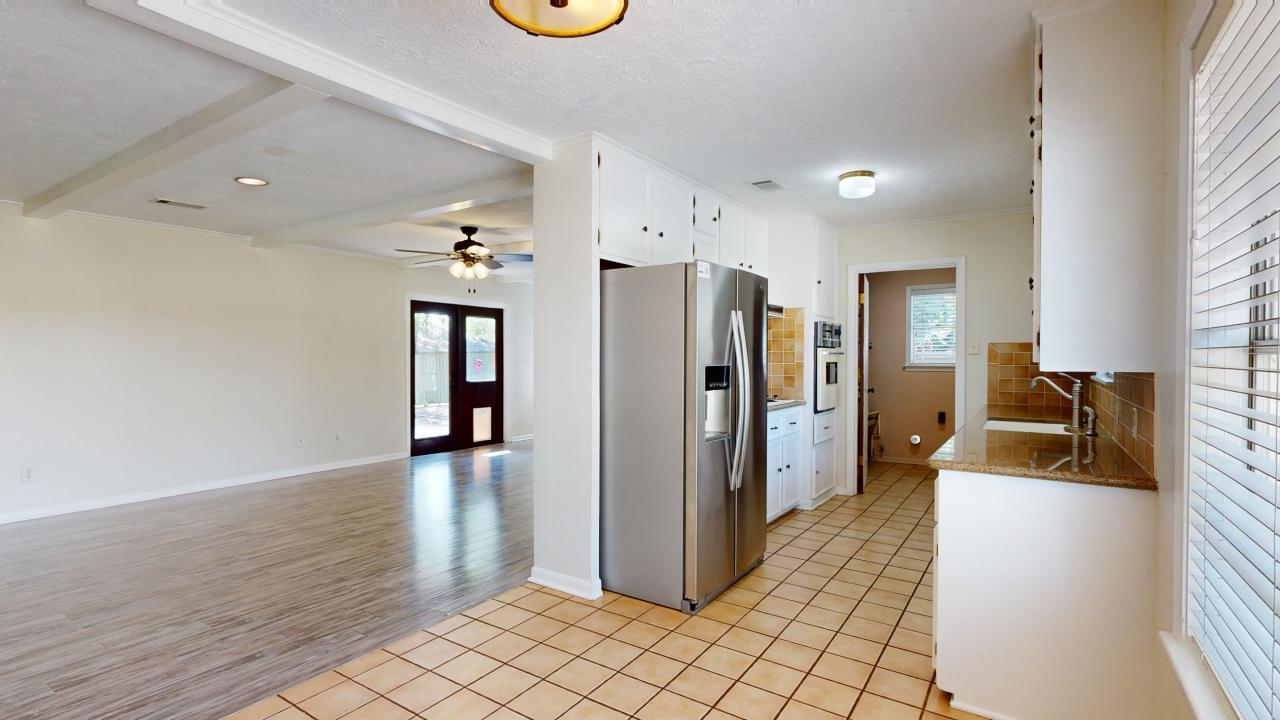 3800 Windridge property image