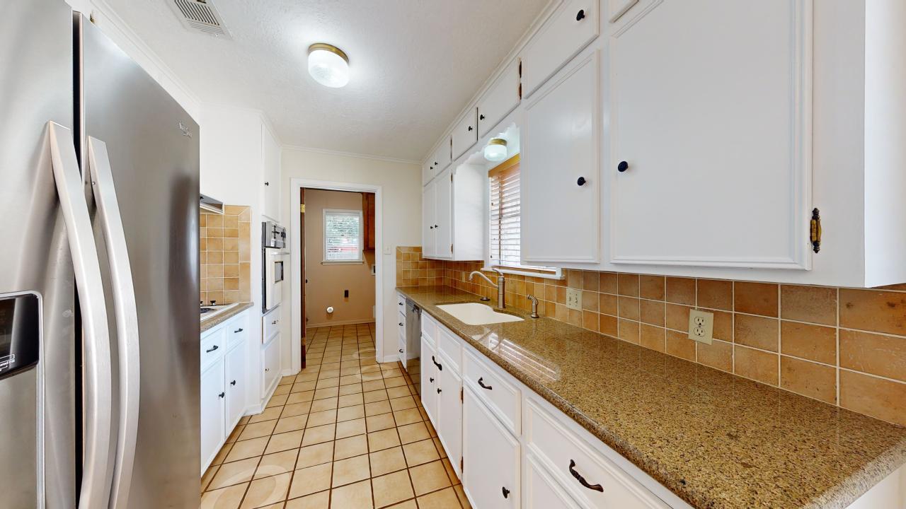 3800 Windridge property image