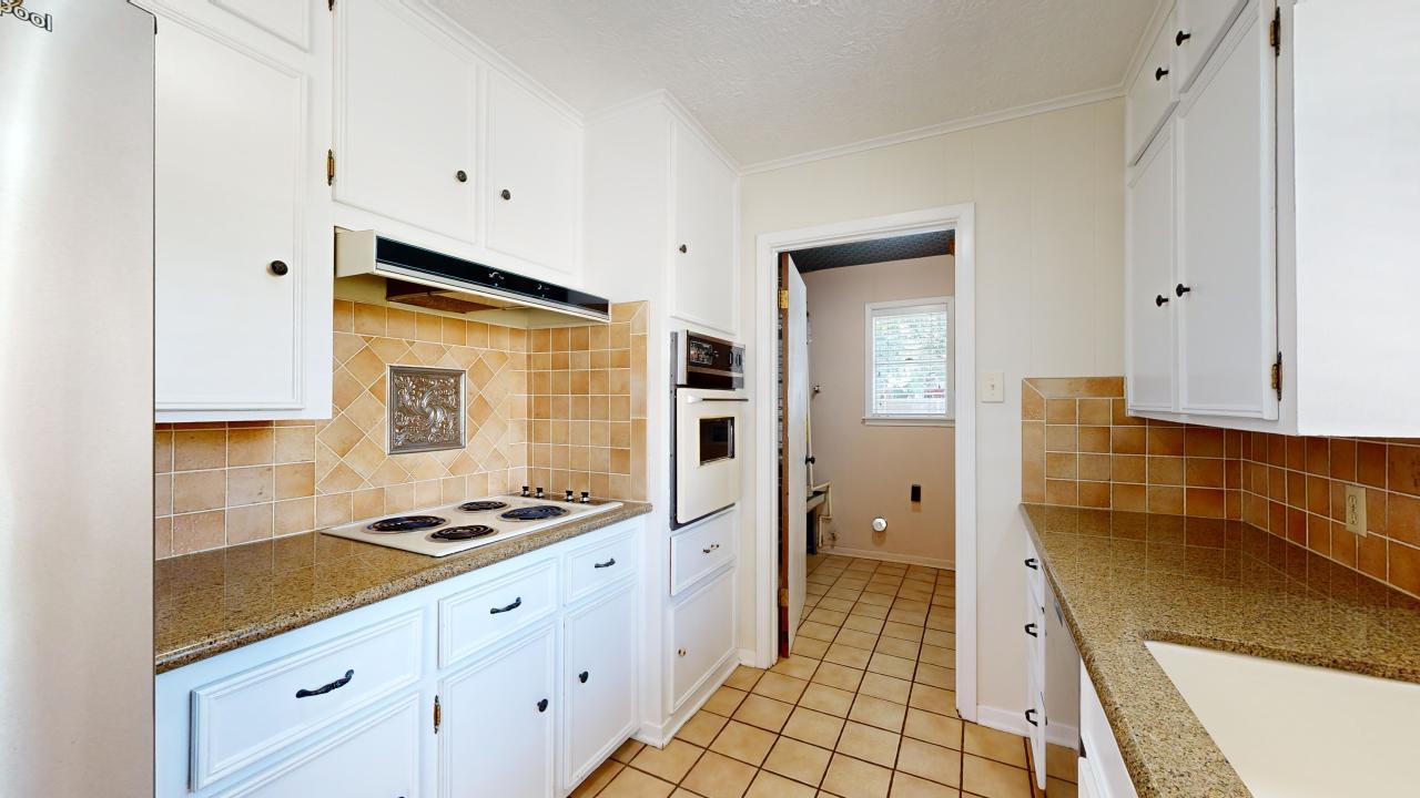 3800 Windridge property image