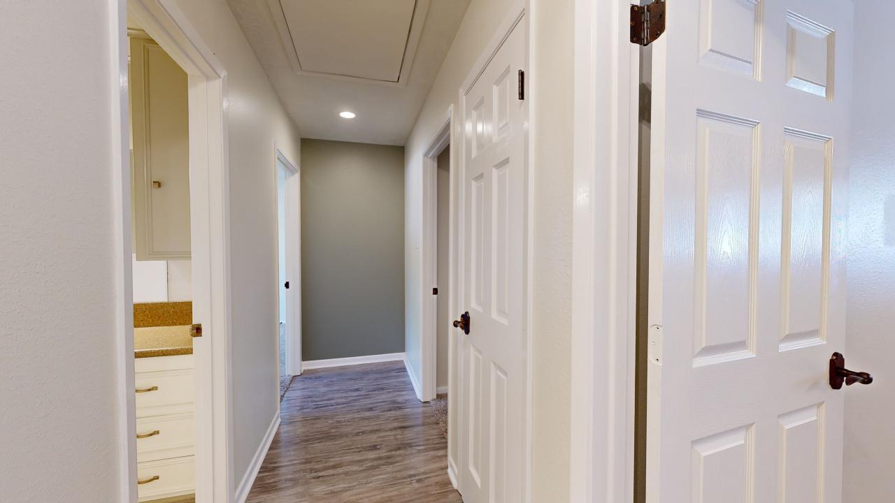 3800 Windridge property image