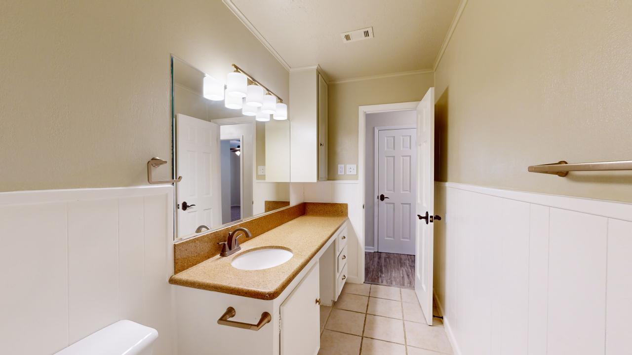 3800 Windridge property image