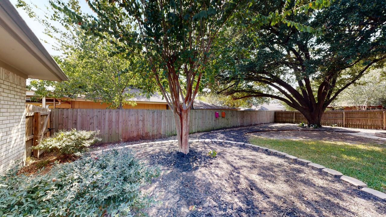 3800 Windridge property image