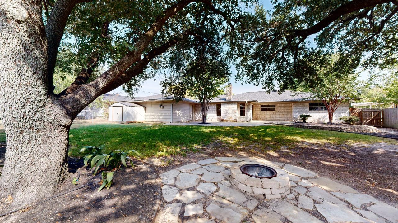 3800 Windridge property image