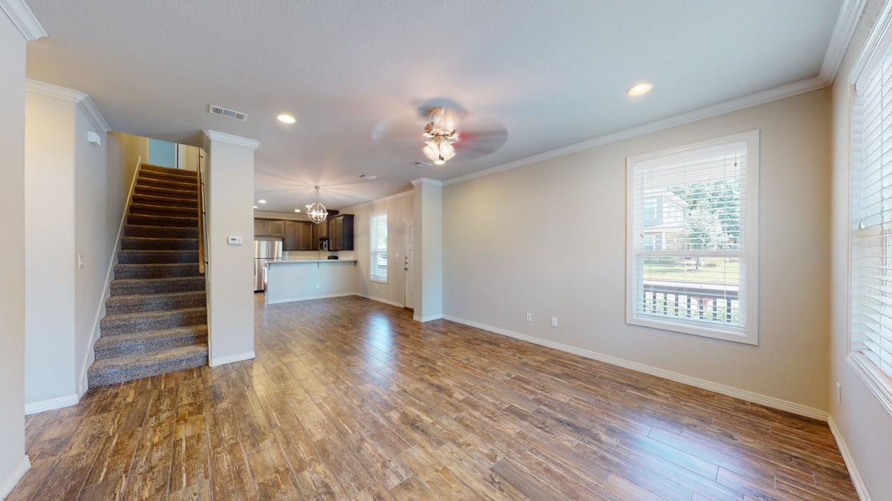 914 Fairview property image