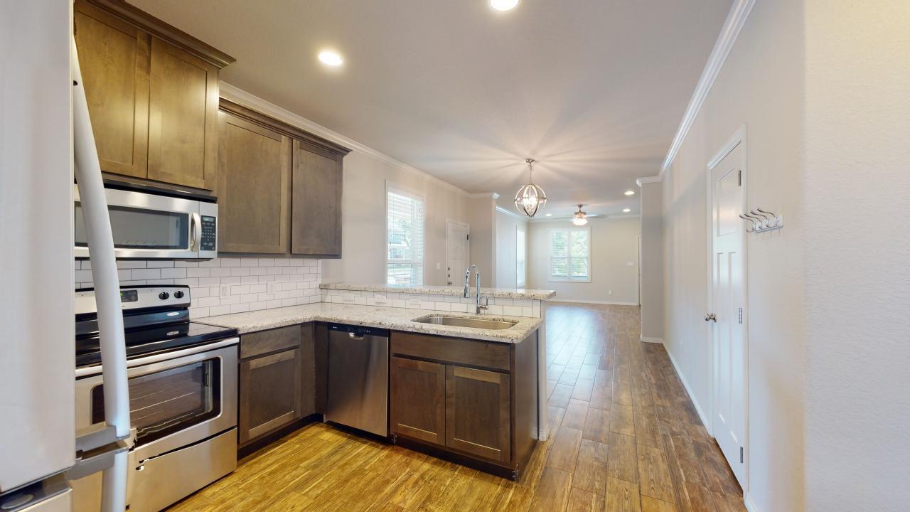 914 Fairview property image