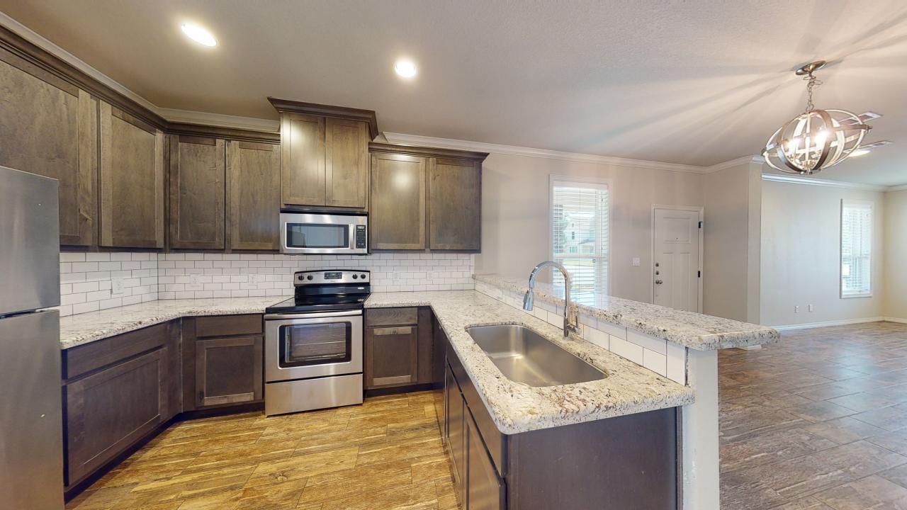 914 Fairview property image