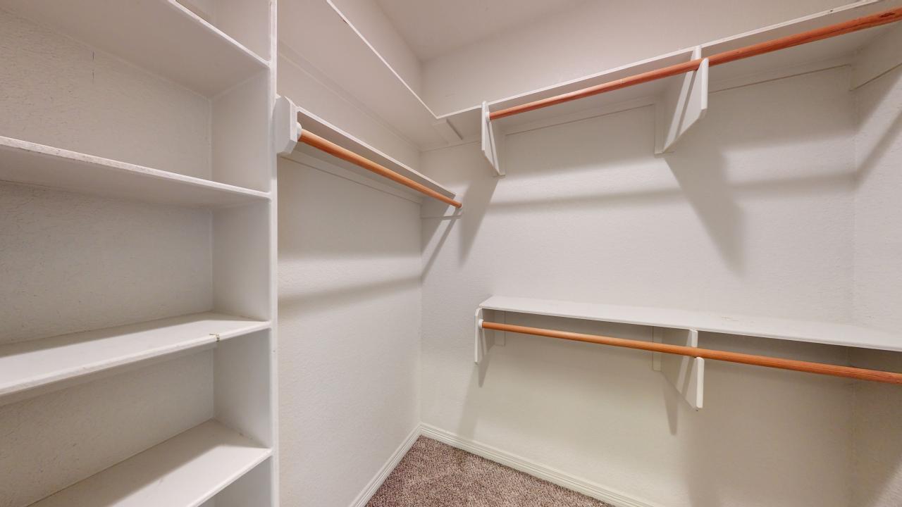 914 Fairview property image