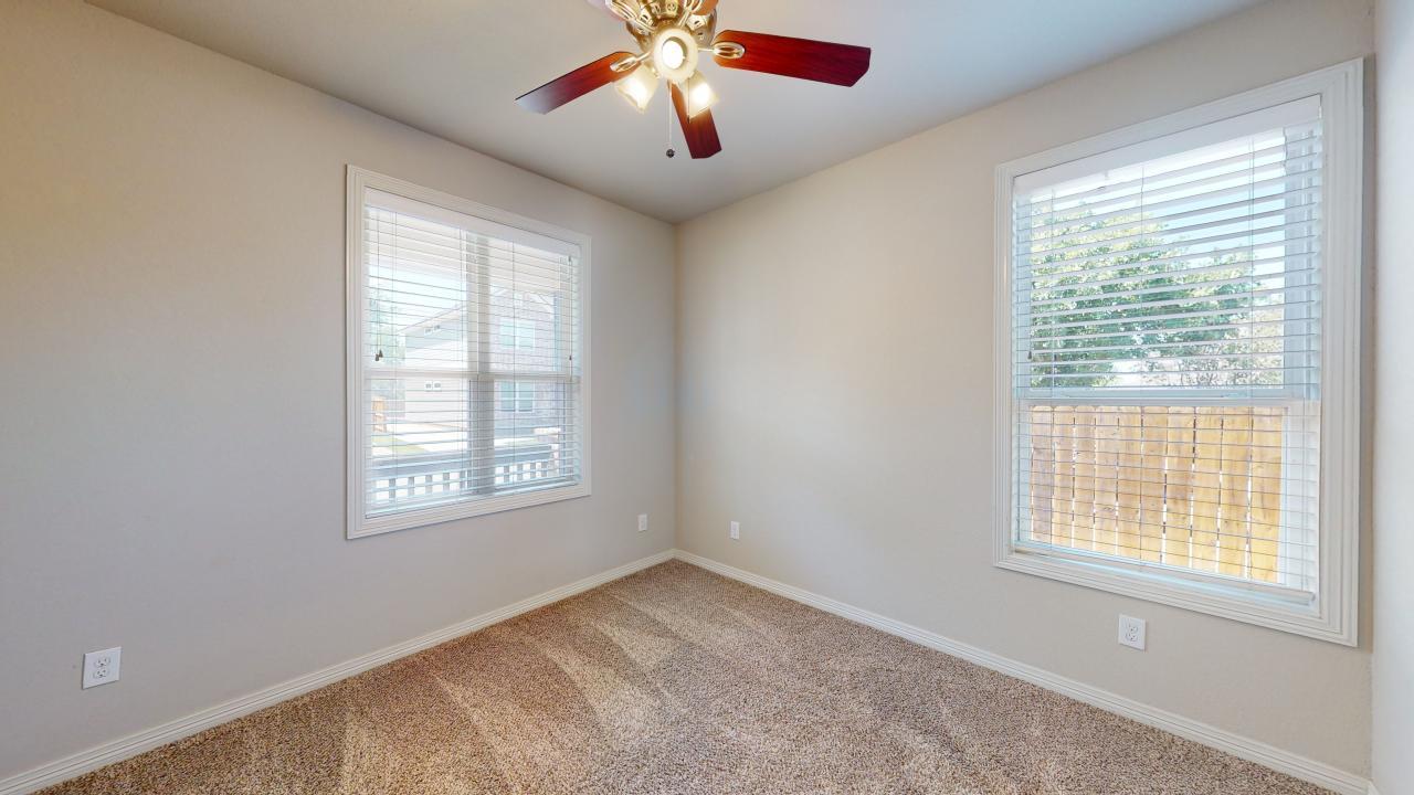 914 Fairview property image