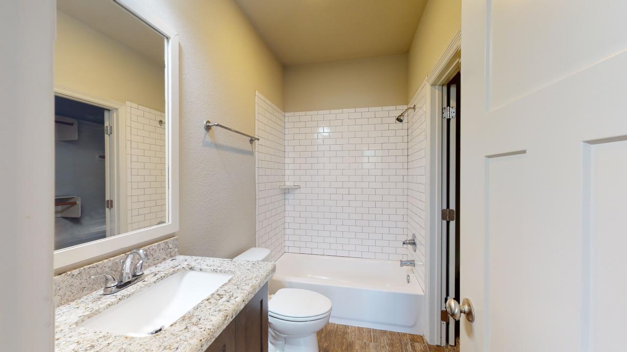 914 Fairview property image