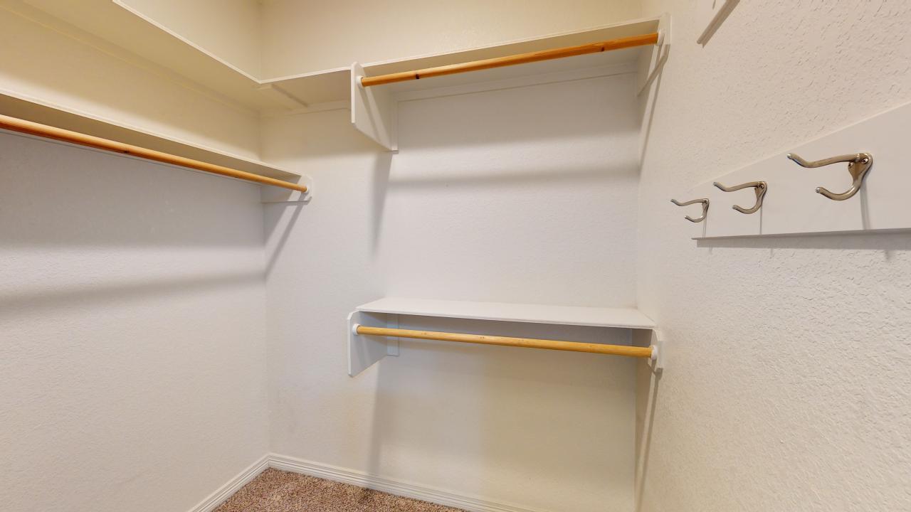 914 Fairview property image