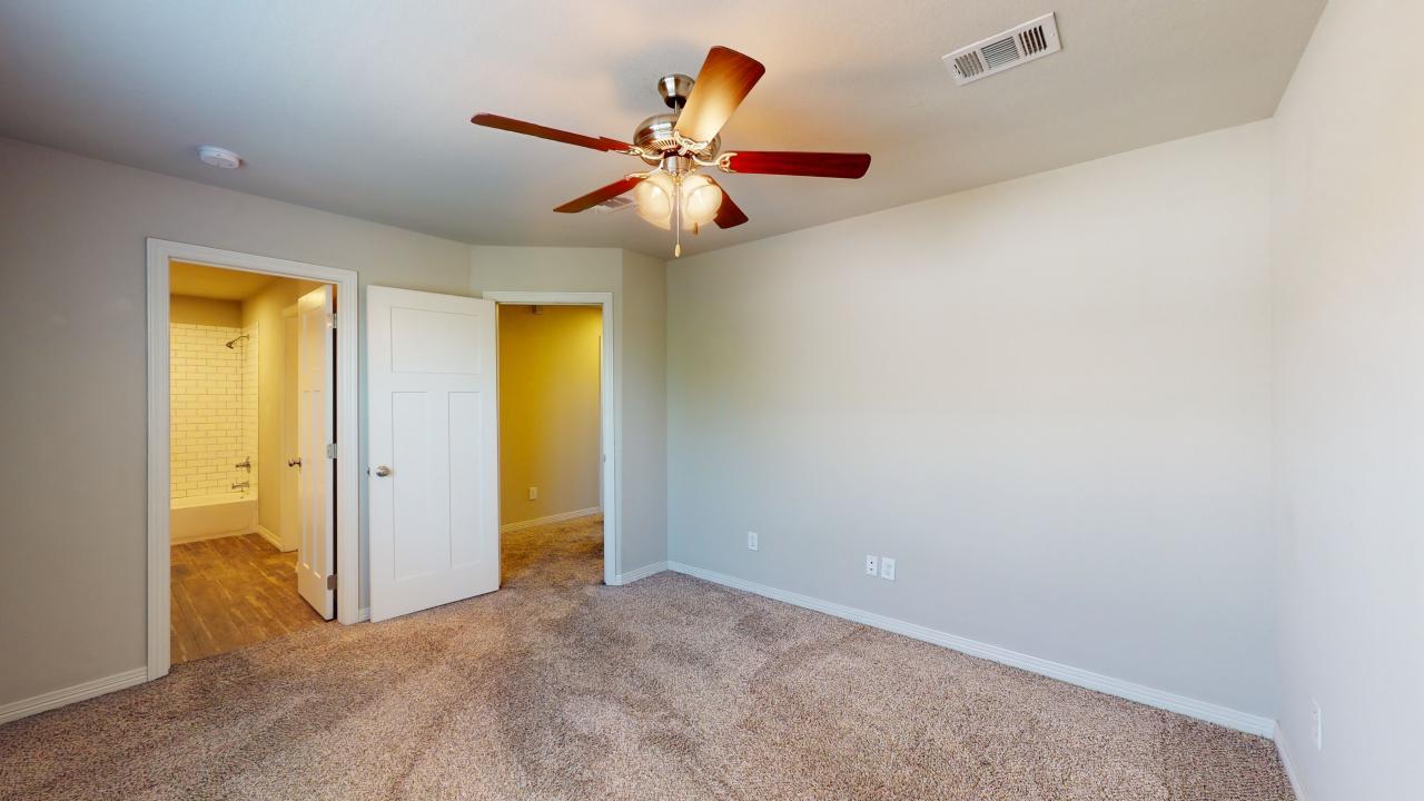 914 Fairview property image