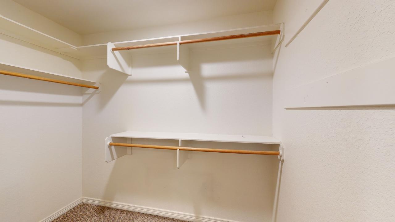 914 Fairview property image