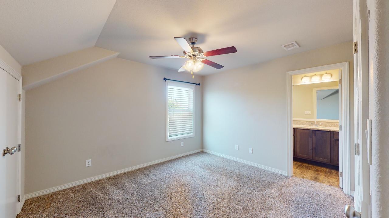 914 Fairview property image