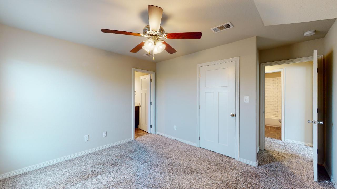 914 Fairview property image