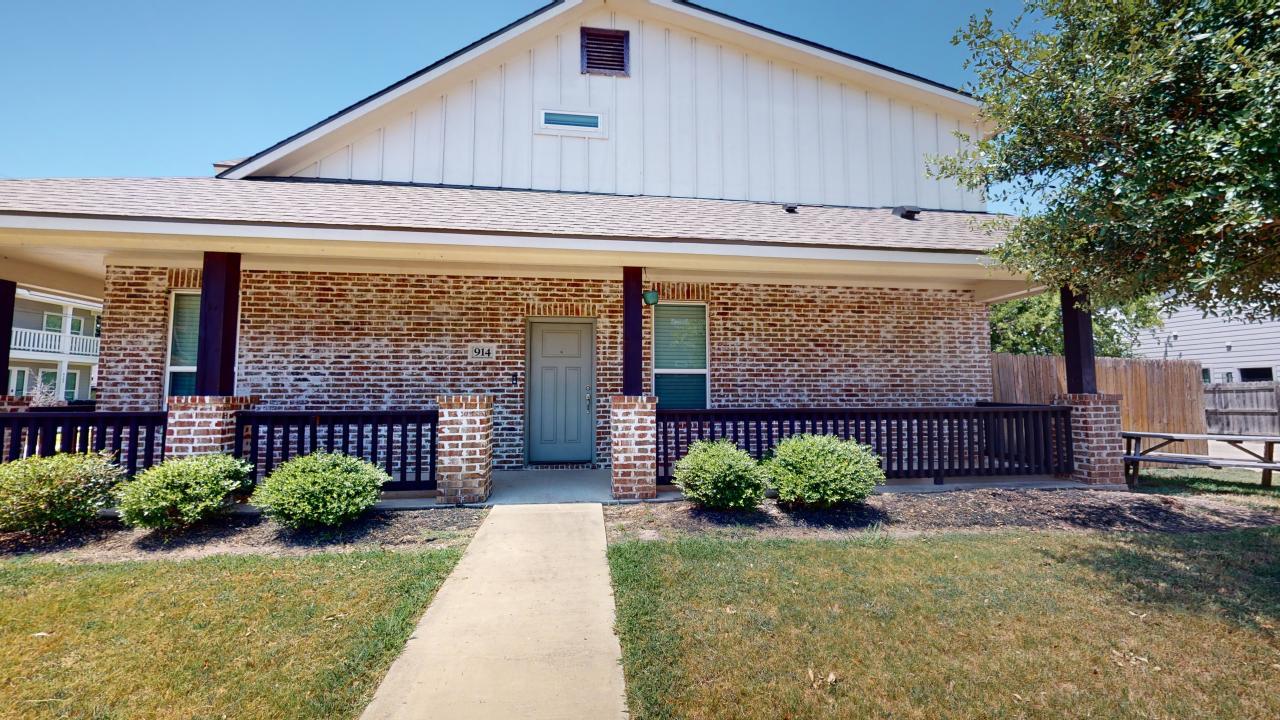 914 Fairview property image